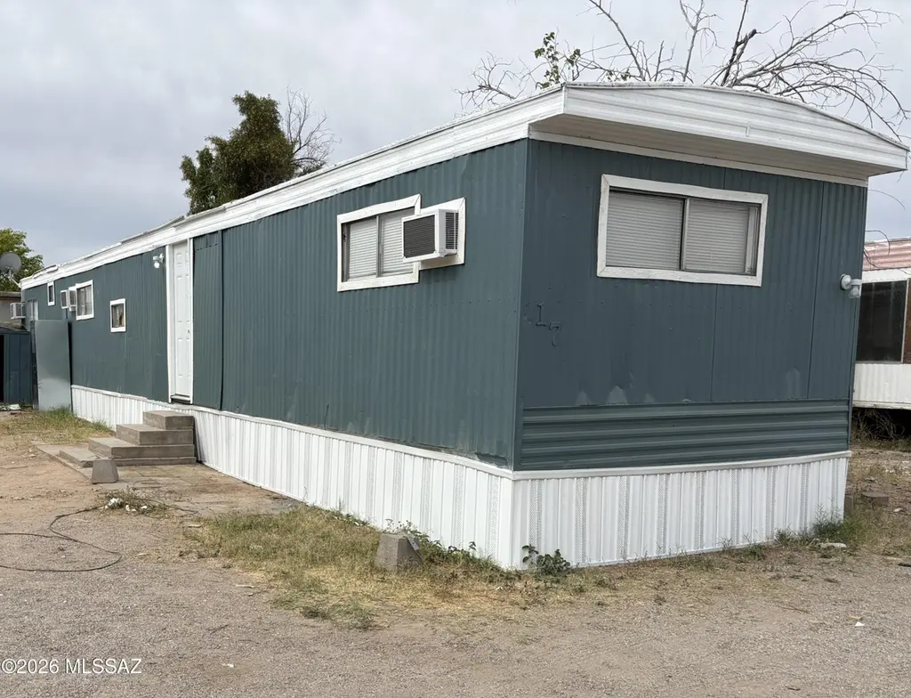 1741 W Wetmore Rd #17
