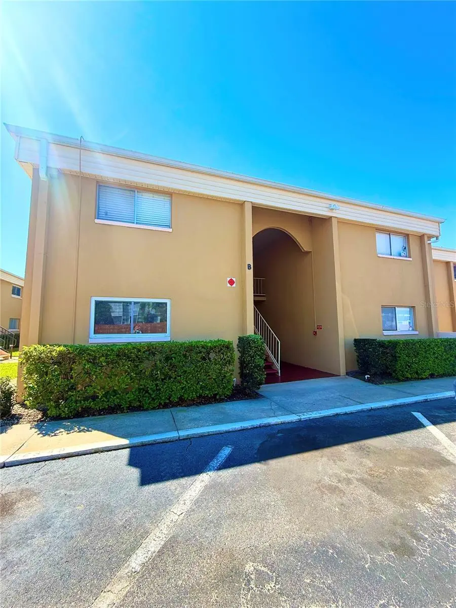 1000 Lake OF The Woods Blvd Unit 101B