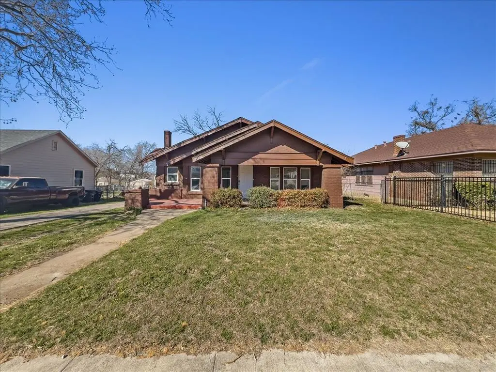 817 Marion Ave