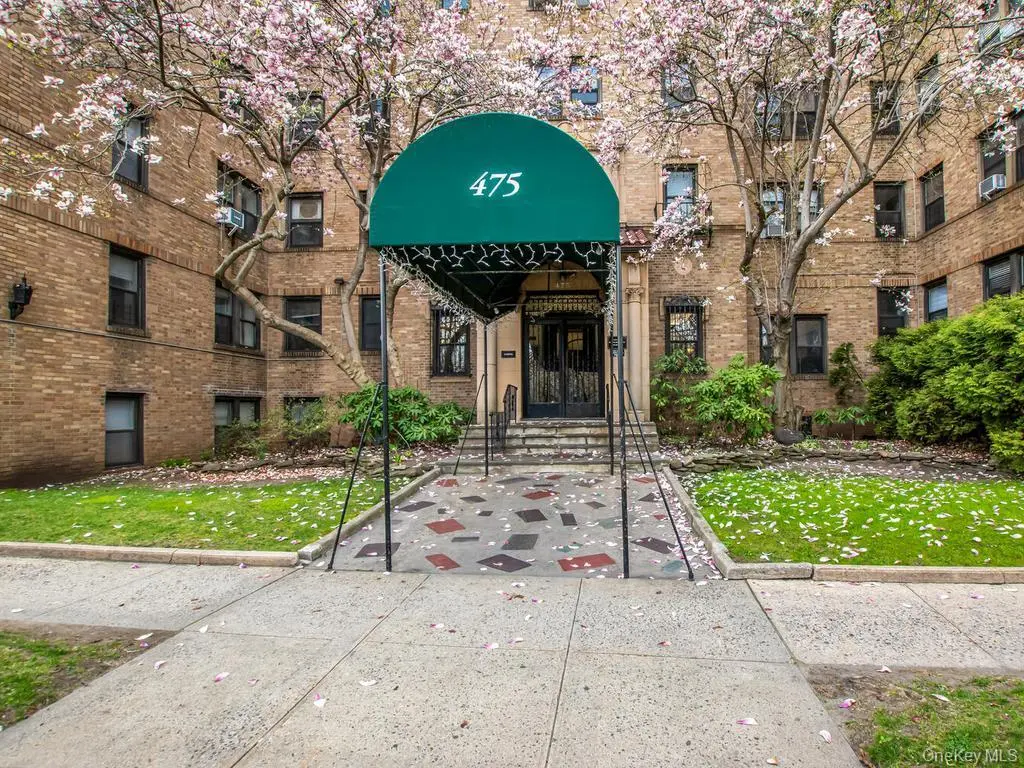 475 Bronx River Rd Unit 5C
