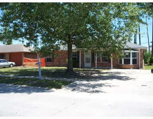 102 Northwood Dr