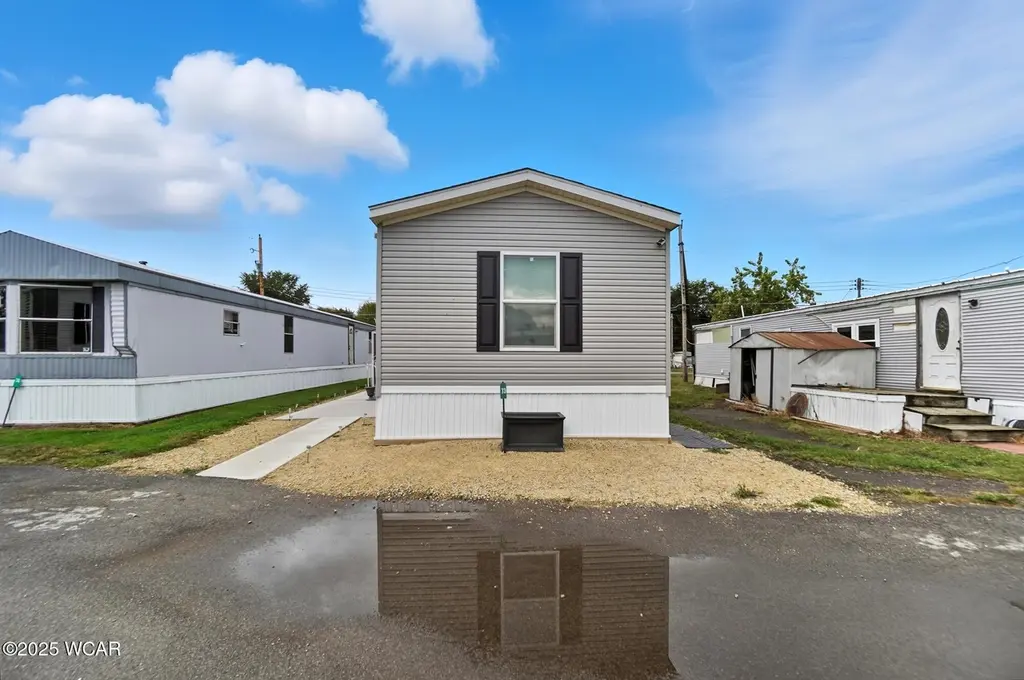 1643 W Breese Rd #73