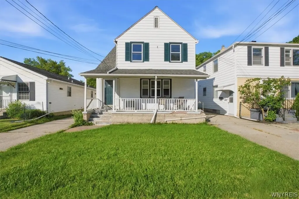 548 Englewood Ave