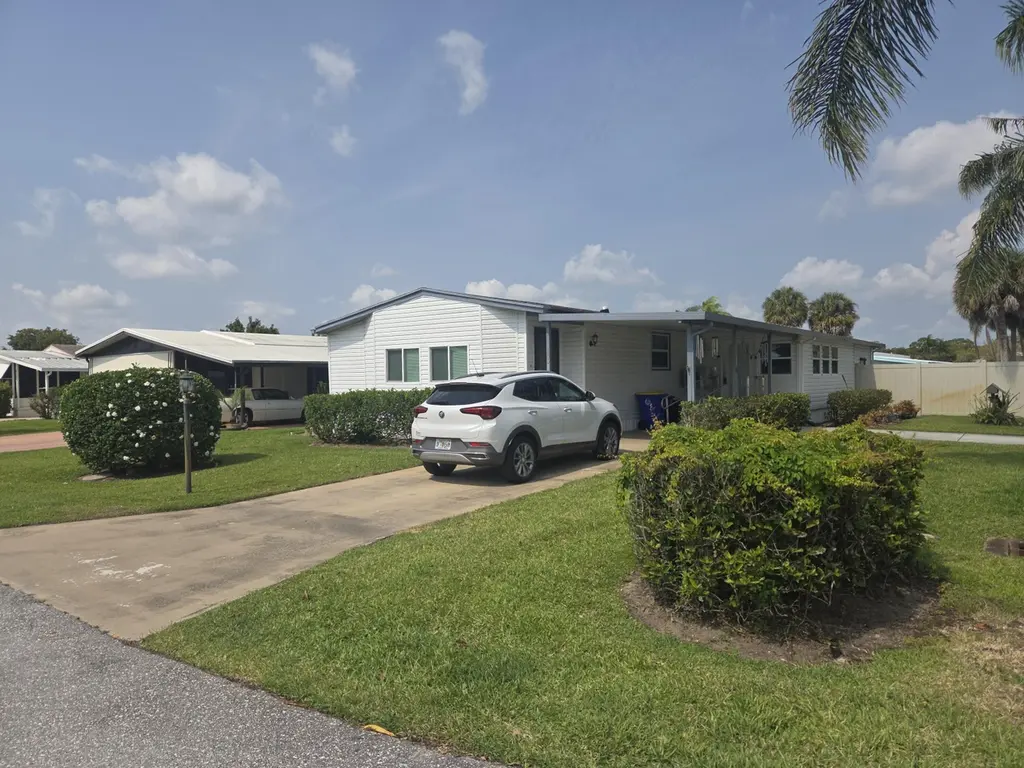 7750 SE Shenandoah Dr