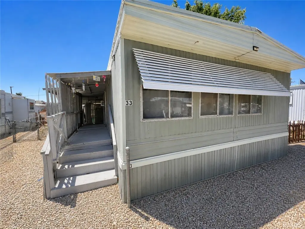 22325 US Highway 18 #33