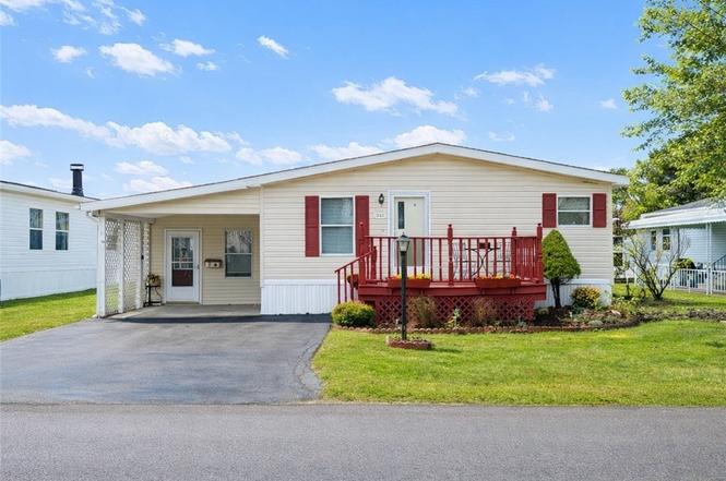 343 Applewood Dr