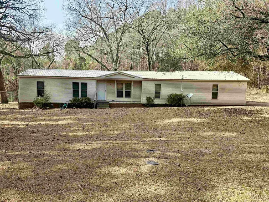 217 Hilltop Rd