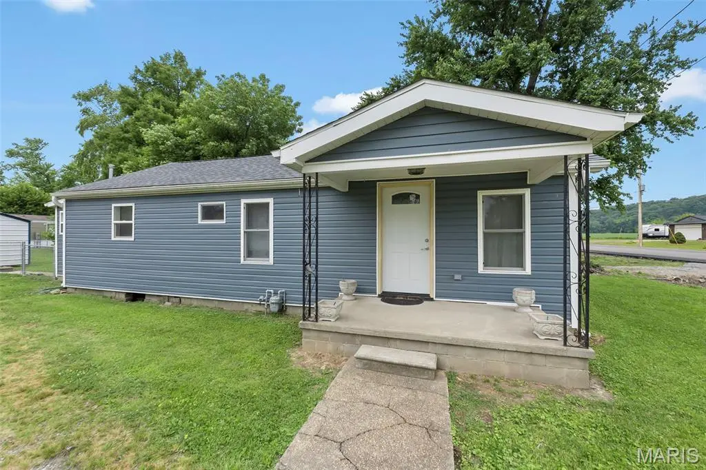 301 W State St