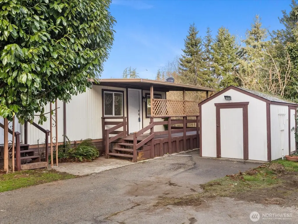 11510 E Riverside Dr #26