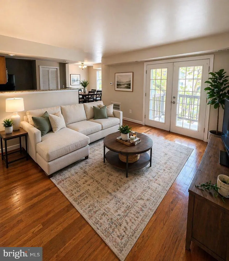 2514 Markham #3