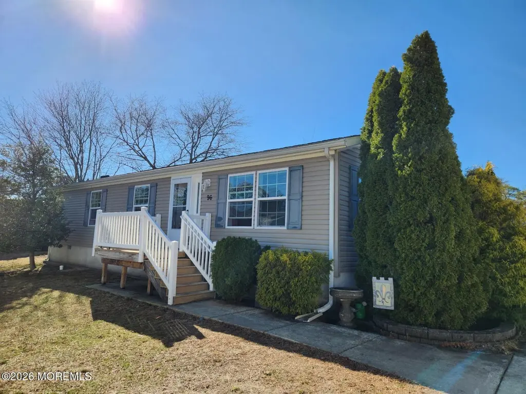 96 Woodchuck Pkwy