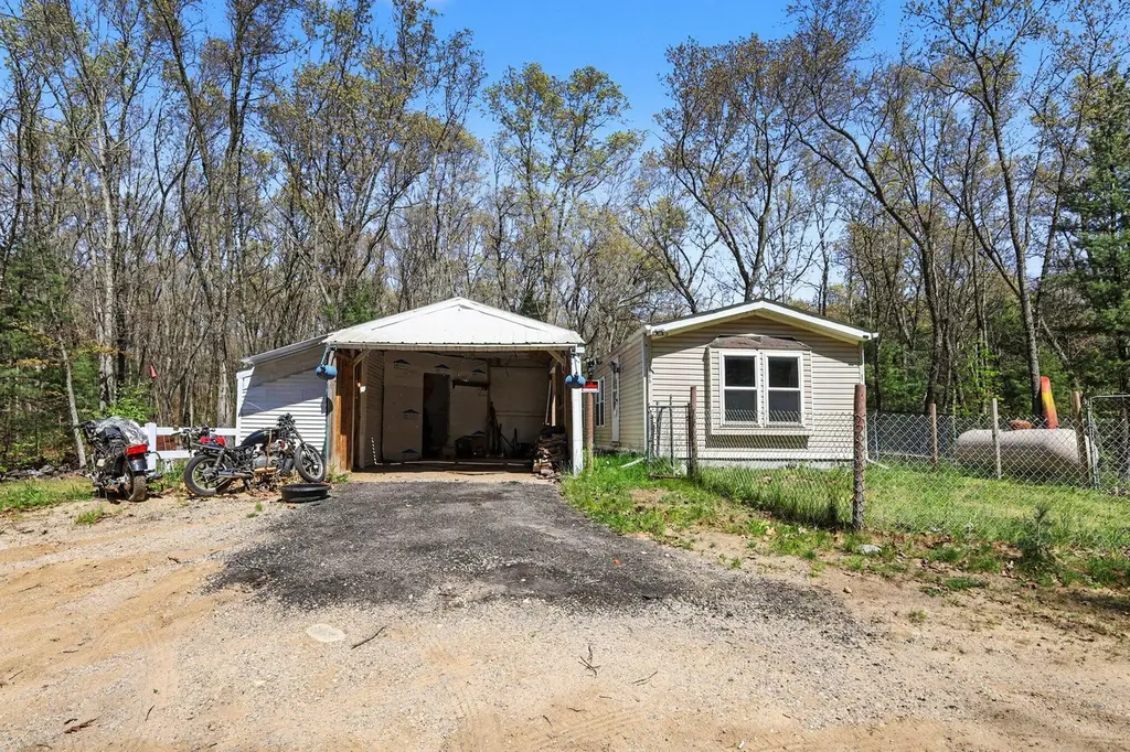 1005 Sharps Rd