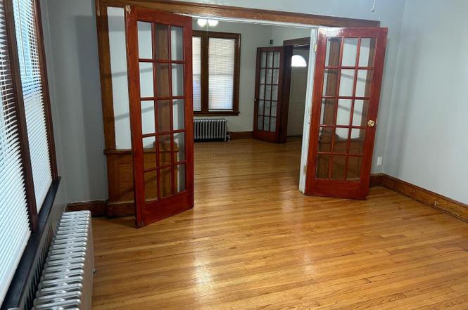 90-92 Rowe Ave