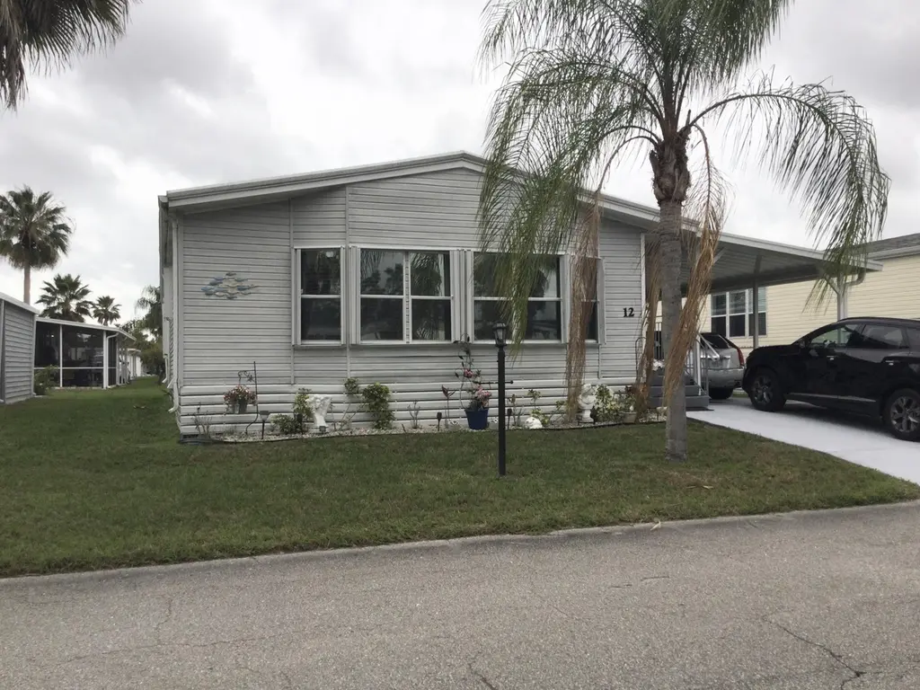 12 S Granada Ln