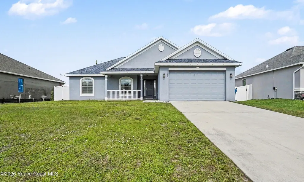 1458 Damon Rd SE