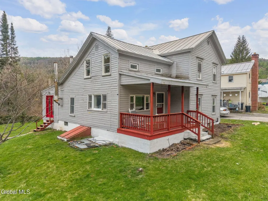 1449 Huntersland Rd