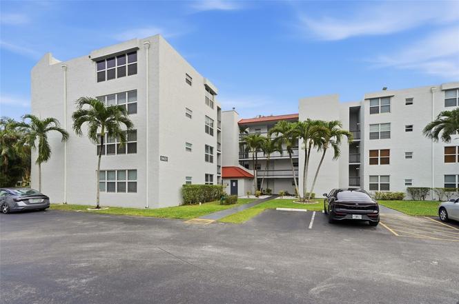 9451 Evergreen Pl #203