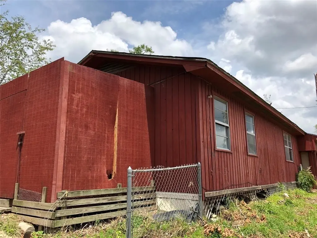 143 N Oak Lee Dr