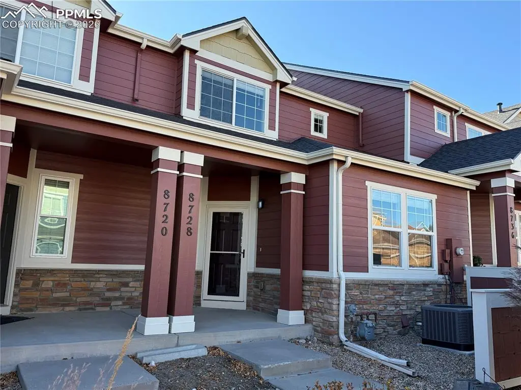 8728 Eckberg Hts