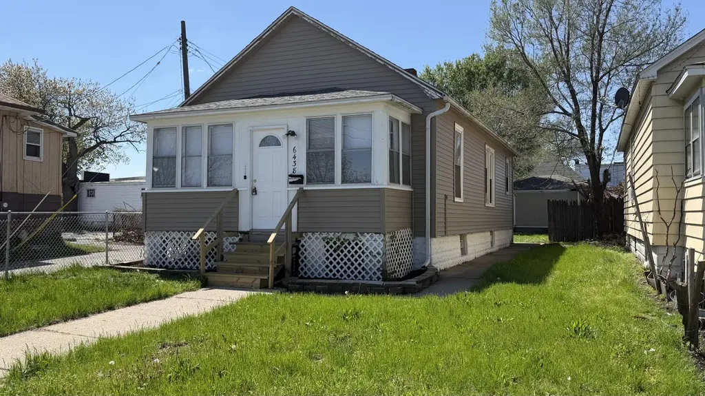 6438 Jefferson Ave