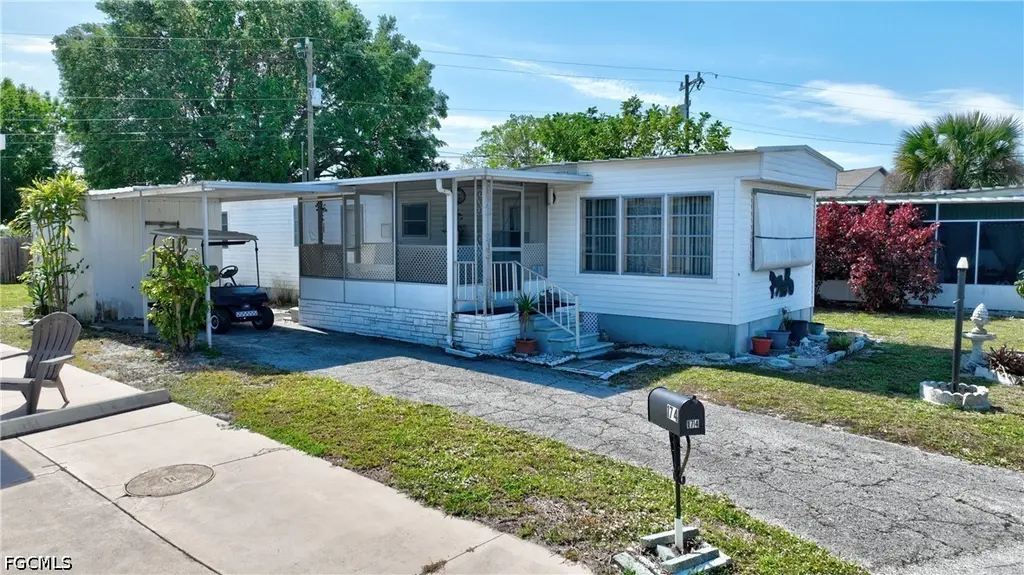 174 Santa Fe Trl
