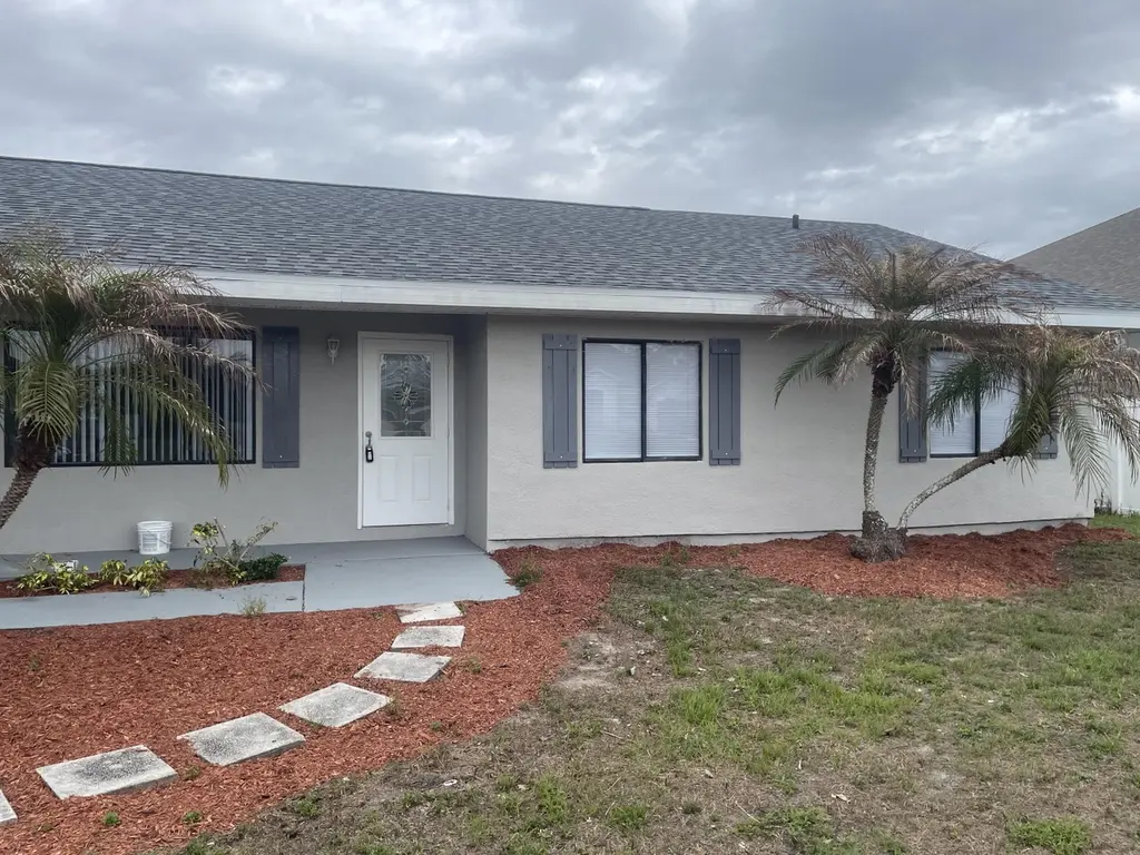 3611 Jupiter Blvd SE