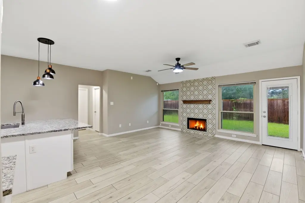 30626 Country Meadows Dr