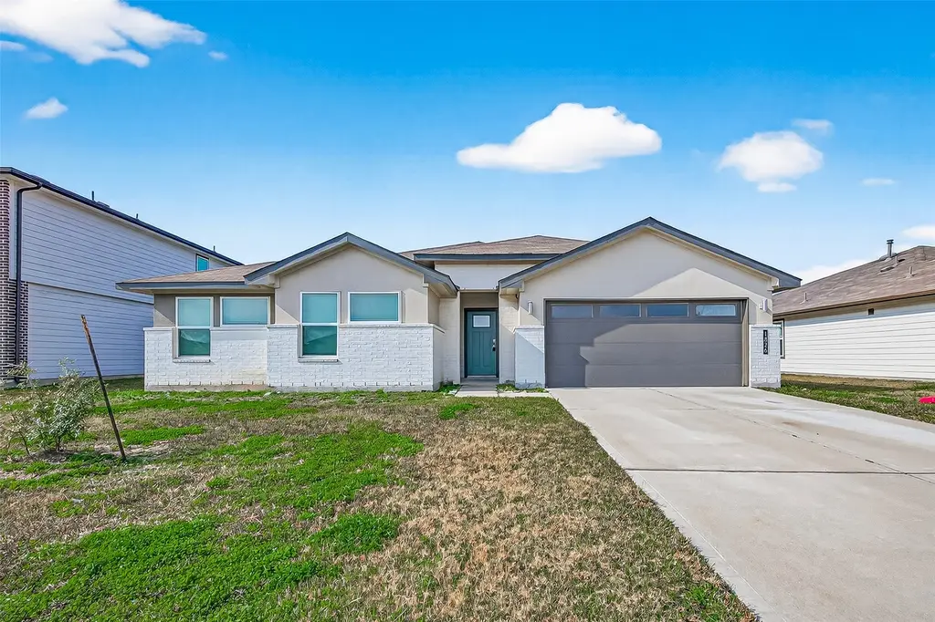 1826 Sandy Trail Ln