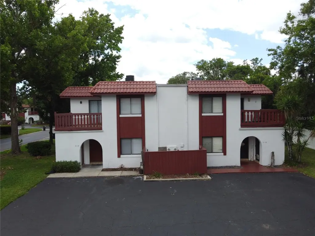 2118 Oak Meadow Cir