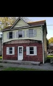 183 Mozelle St