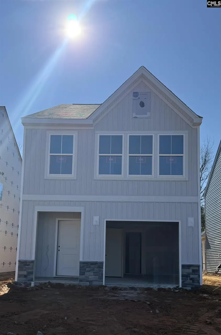 318 Tartan Rd