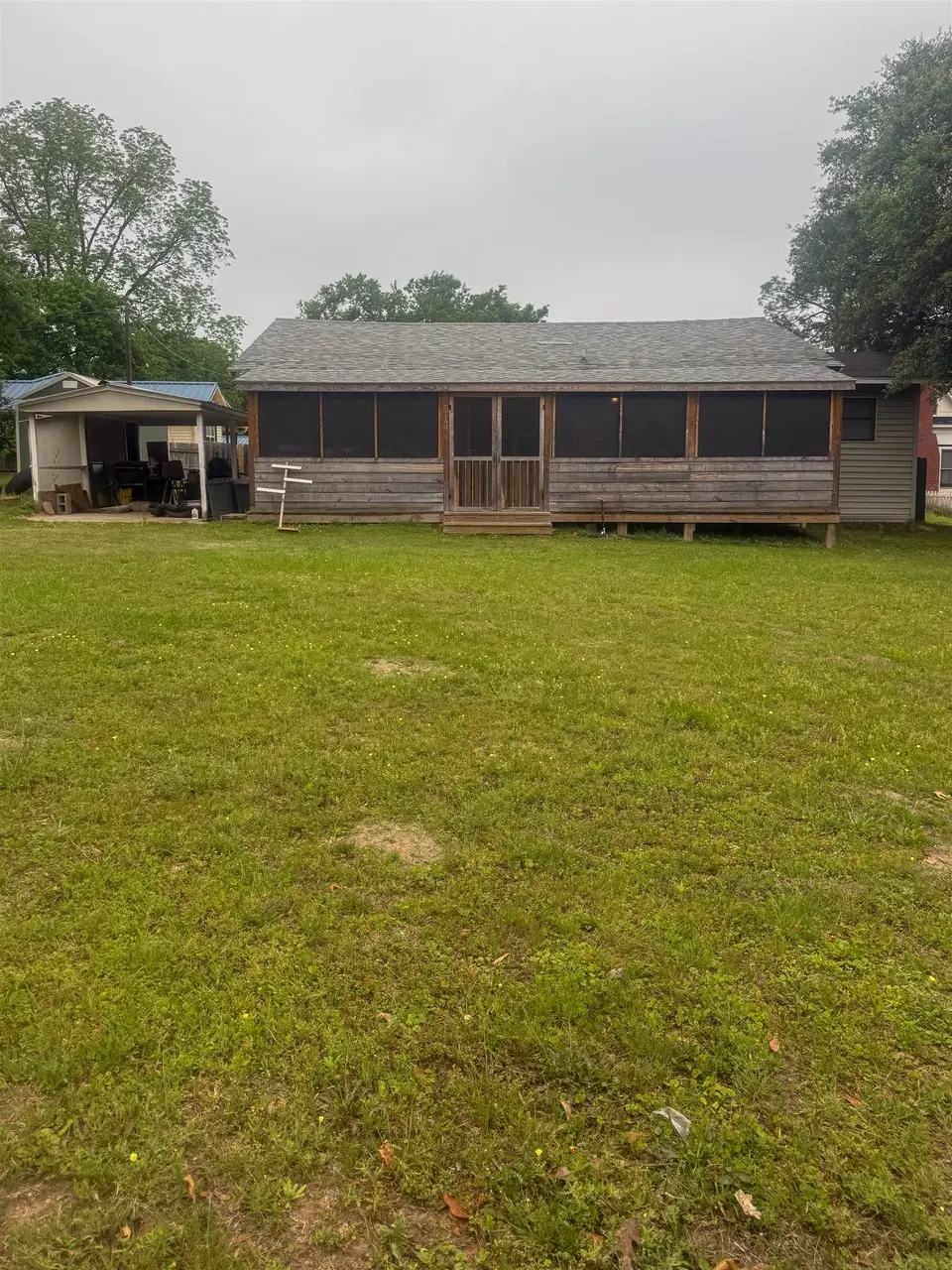 514 W Kaufman St
