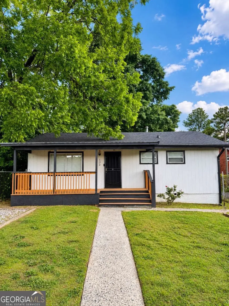 132 Lamar Ave