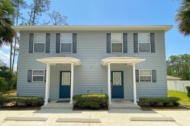 23 Regent Ln Unit A&B