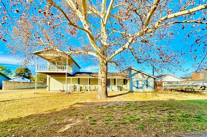 12158 Landing Dr