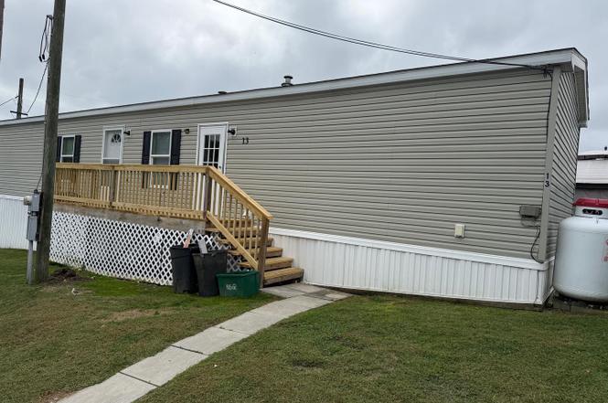 13 Hilltop Ave