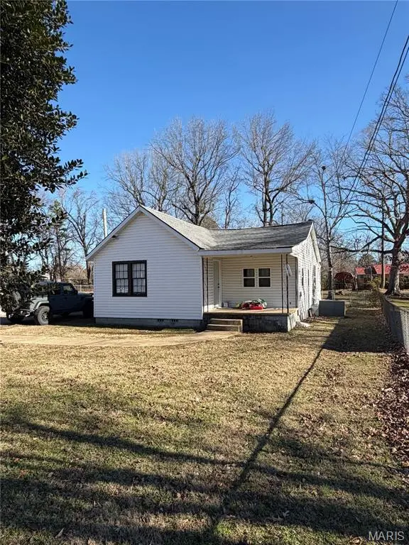 2418 Channon Dr
