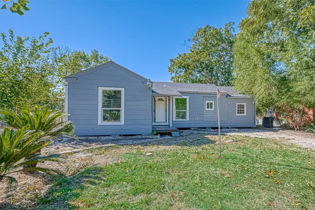 4118 Sunflower St