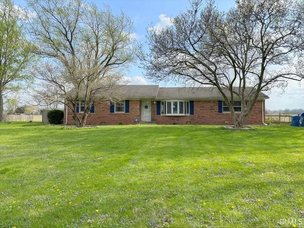 10929 E 400 South