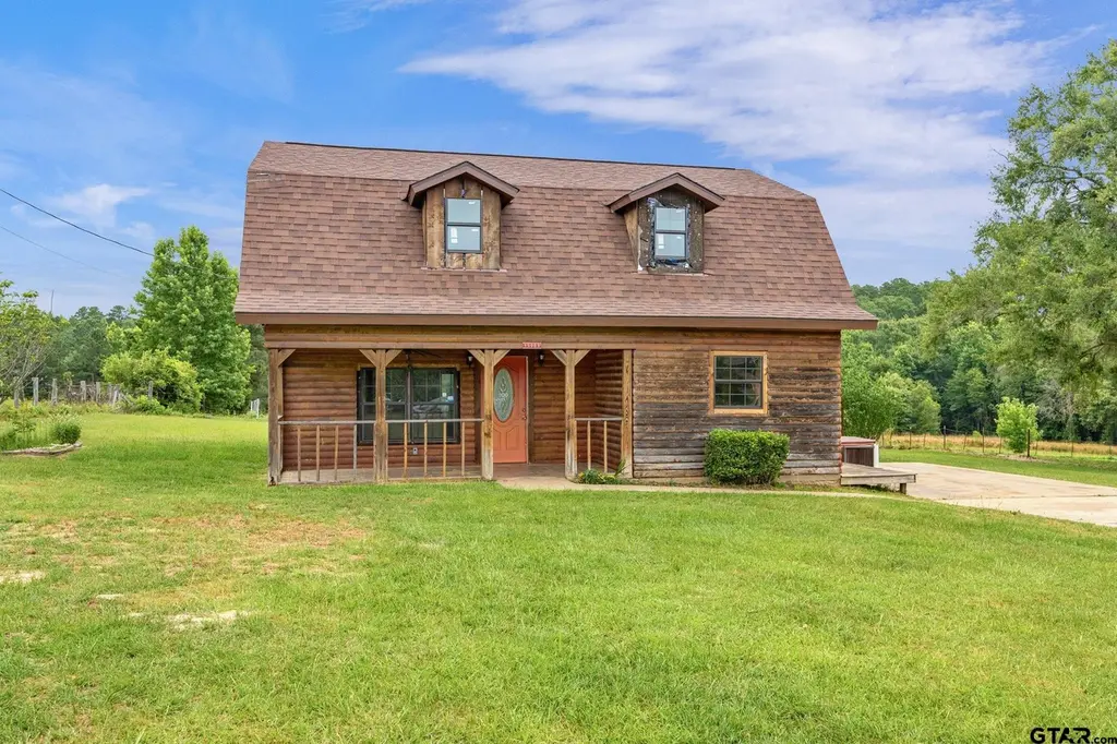 15983 County Road 2292