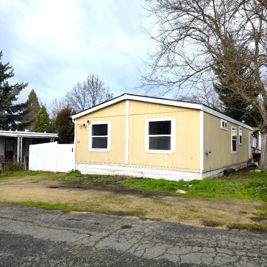 939 S Valley View Rd Unit 10