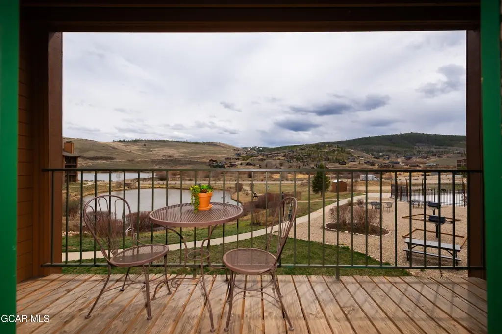 62927 US Hwy 40 Unit 204/202