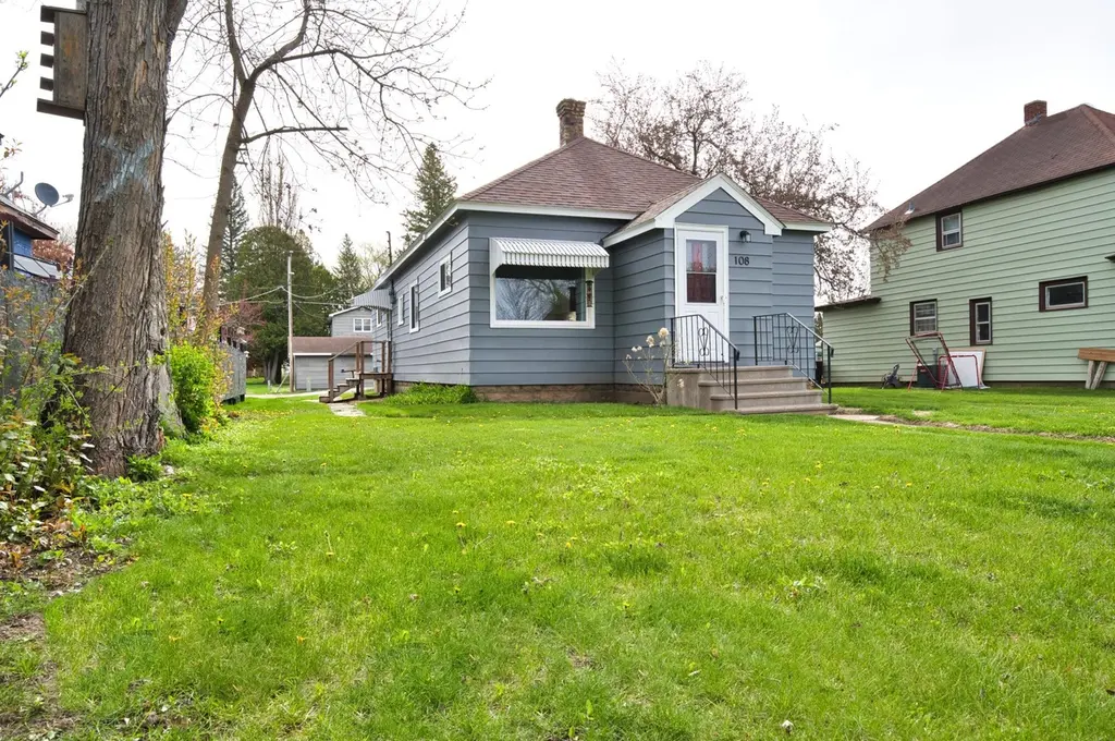 108 Bawden St