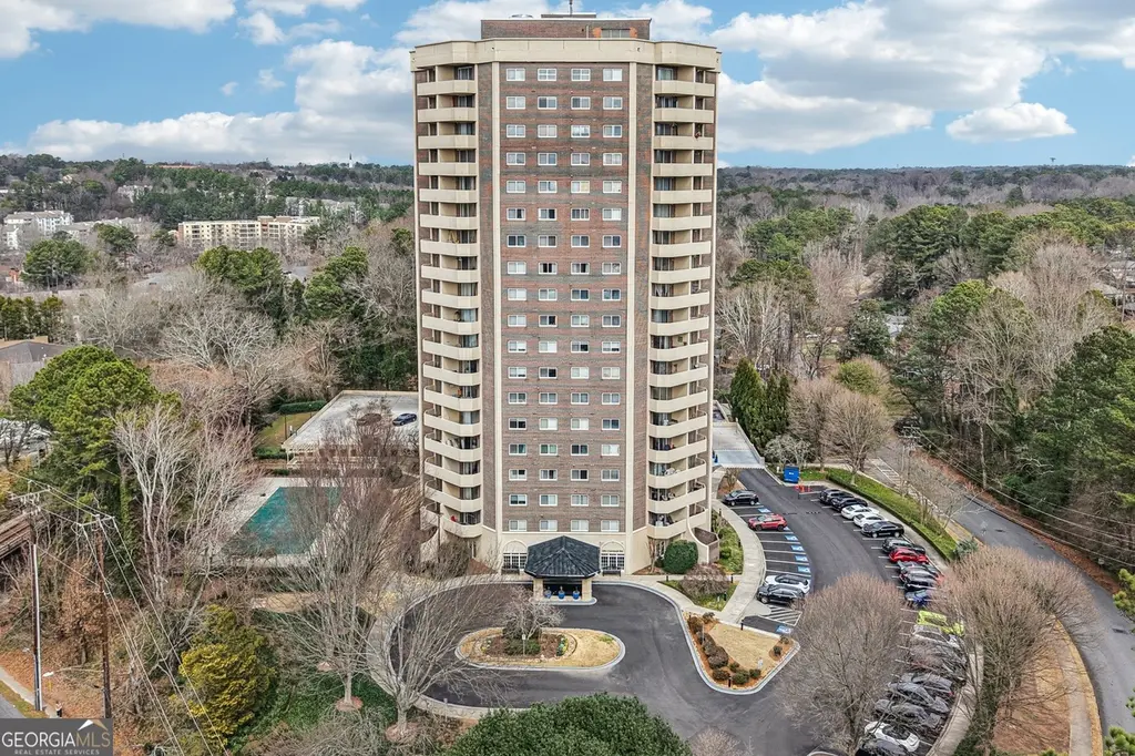 1501 Clairmont Rd