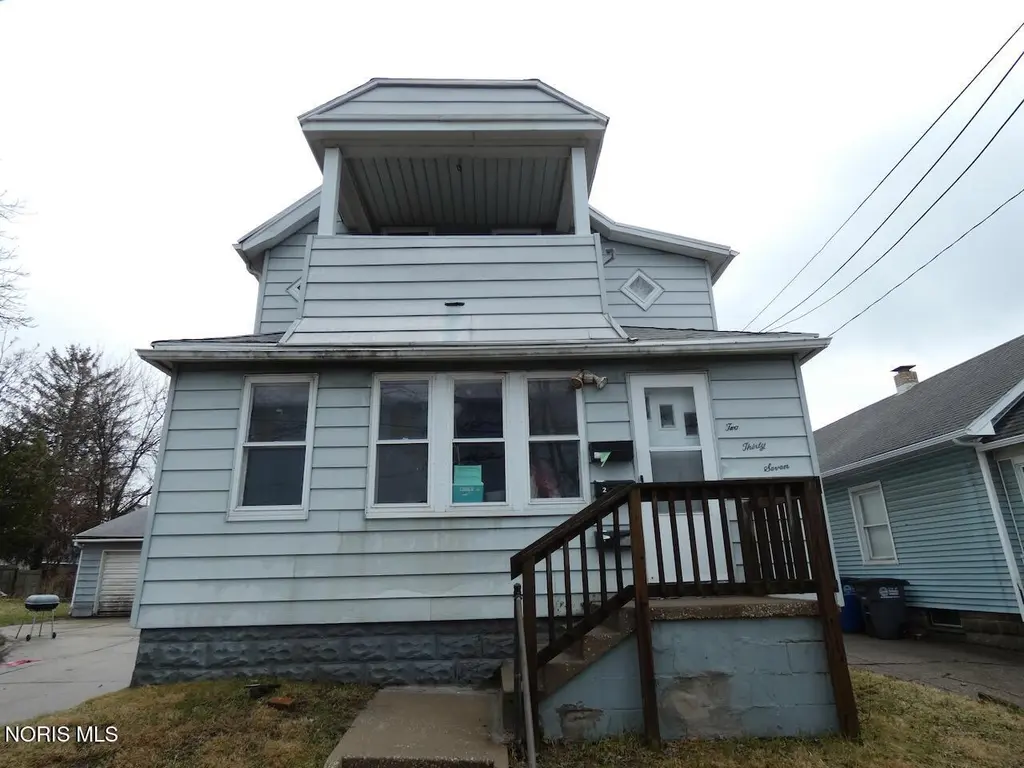 237 Yondota St