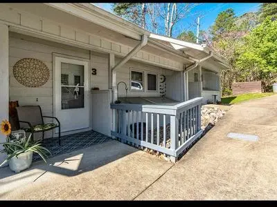 3 Gailosa Ln