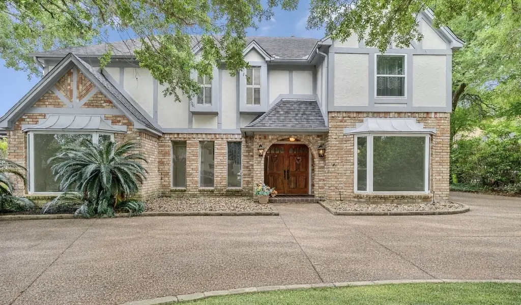3054 La Quinta Dr