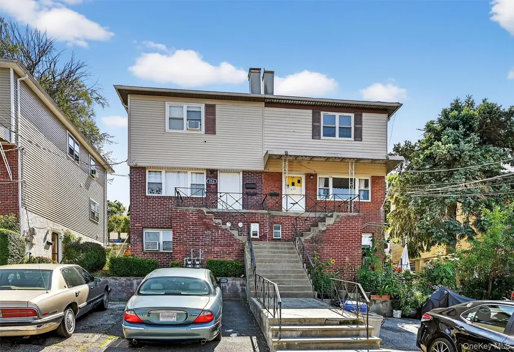356 N Broadway