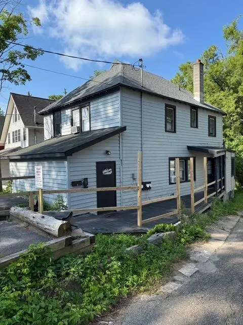 39 Shepard Ave