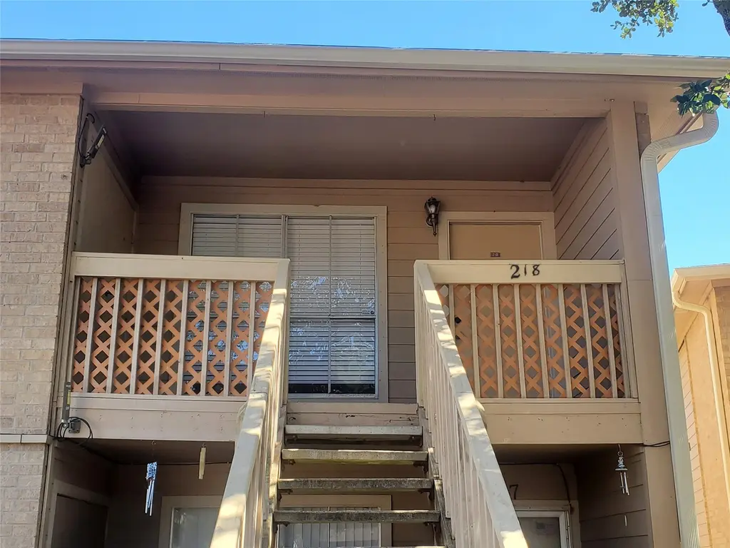 1505 Ward Rd #218